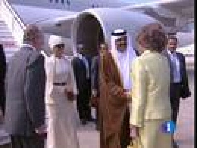 El emir de Catar comienza una visita de tres días a España de marcado acento económico