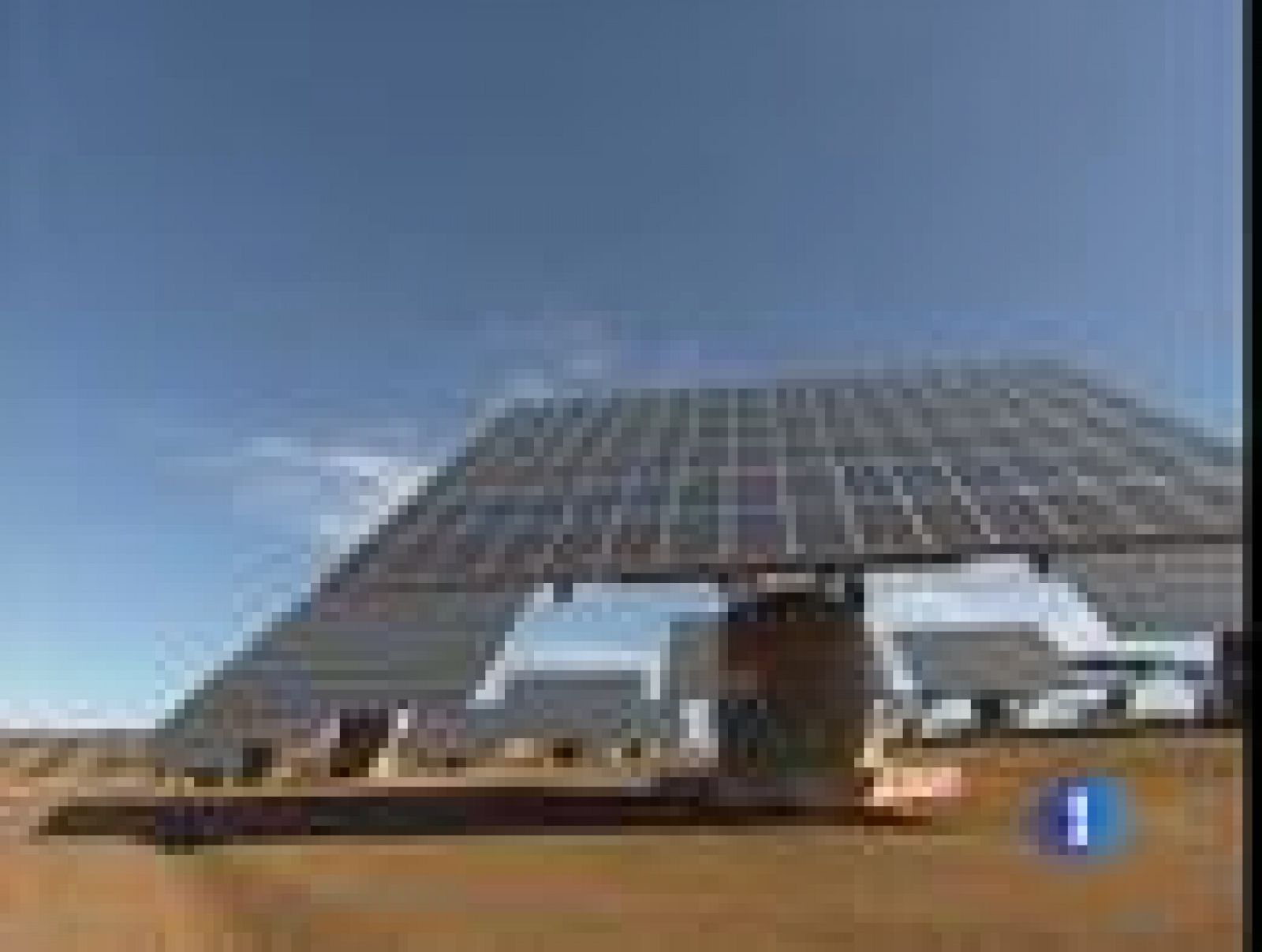 Telediario 1: Reciclaje de paneles fotovoltaicos | RTVE Play