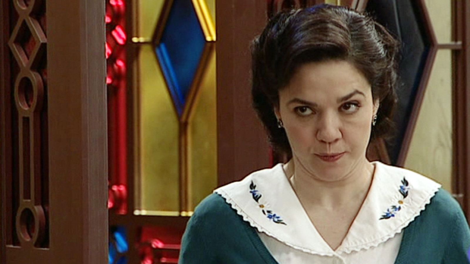 Amar - Benita es ahora la que da las órdenes