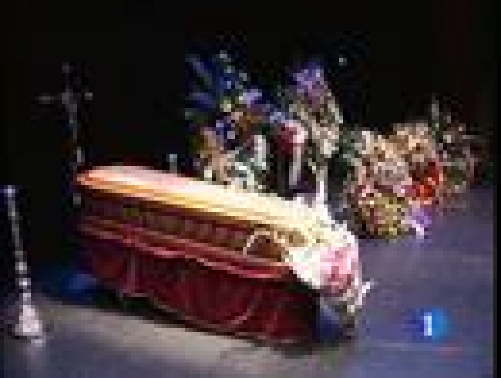 Centenares de personas dan su último adiós a la actriz María Isbert