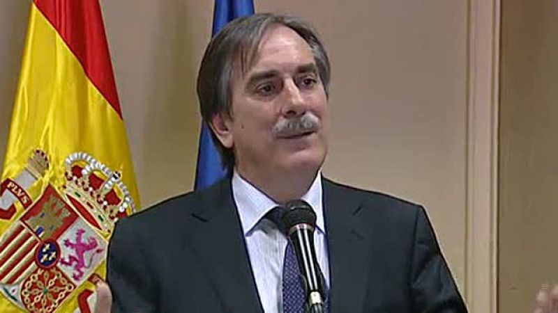 Valeriano Gómez: la enmienda de las prejubilaciones es una "compensación" a la sociedad