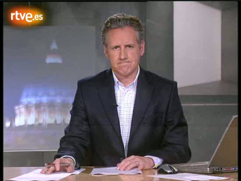  La enfermedad impide a Juan Pablo II dirigirse a los fieles en la Plaza de San Pedro