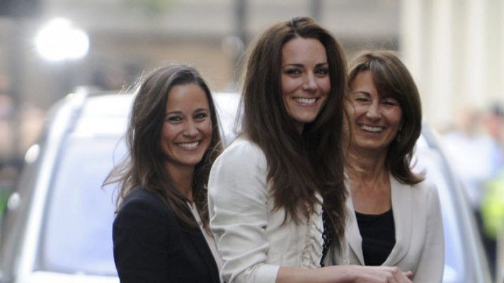  - Kate llega al hotel Goring