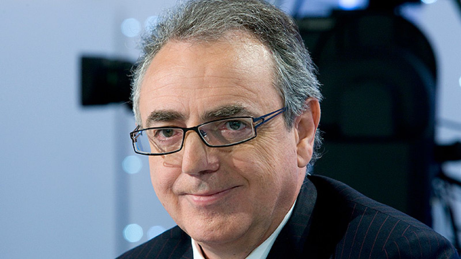 Miguel Sanz: "El anuncio de ETA del cese de la extorsión hay que cogerlo con alfileres" - Los desayunos | Ver