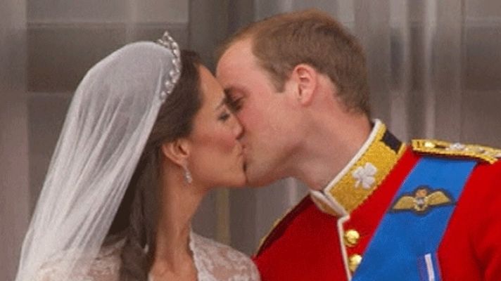  - Y por fin, llegó el beso