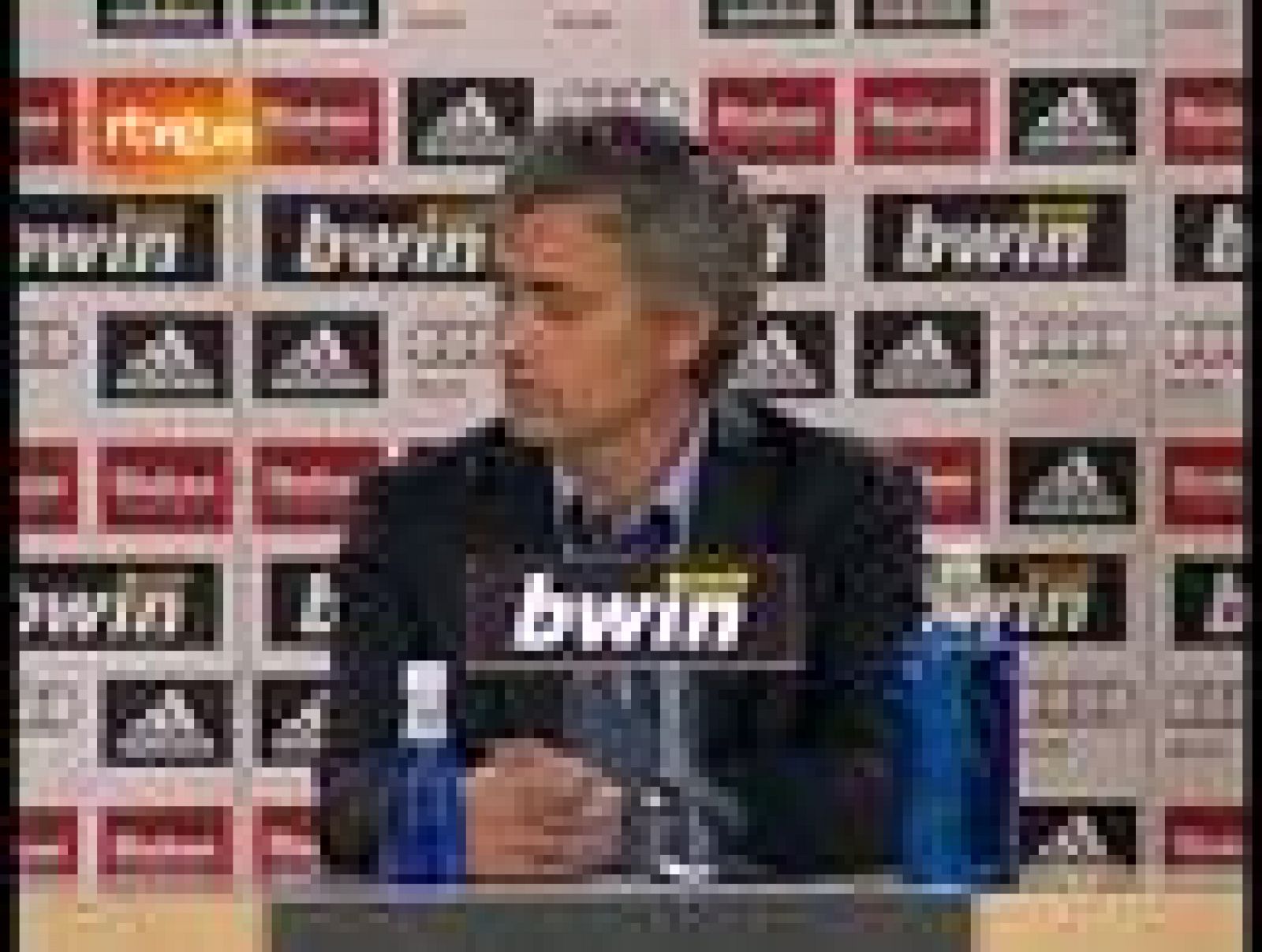 Sin programa: Rueda de prensa íntegra de Mourinho | RTVE Play