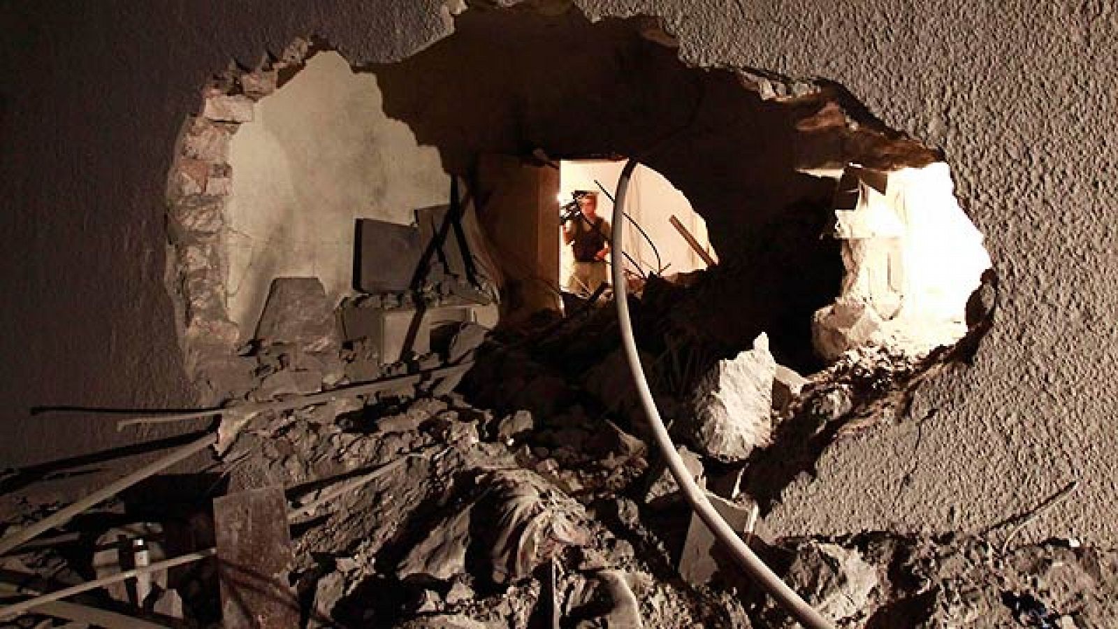 Un bombardeo de la OTAN mata a un hijo y tres nietos de Gadafi