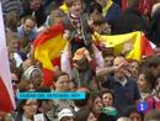 Telediario 1 - Muchos españoles han seguido en directo la beatificación de Juan Pablo II