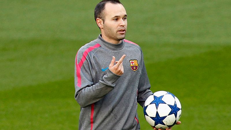  El Barça recupera a uno de sus baluartes, Andrés Iniesta, para la vuelta de semifinales de la Champions de este martes, en el que el Barcelona tratará de mantener la ventaja de dos goles conseguida en el Bernabéu.