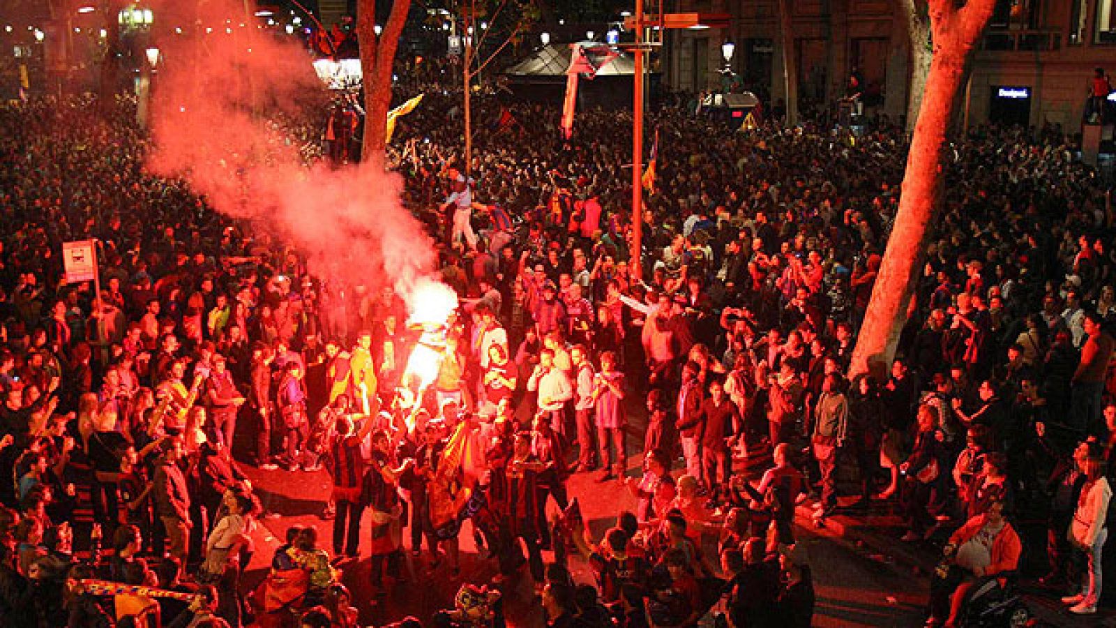 Los vándalos invaden la fiesta de Canaletas