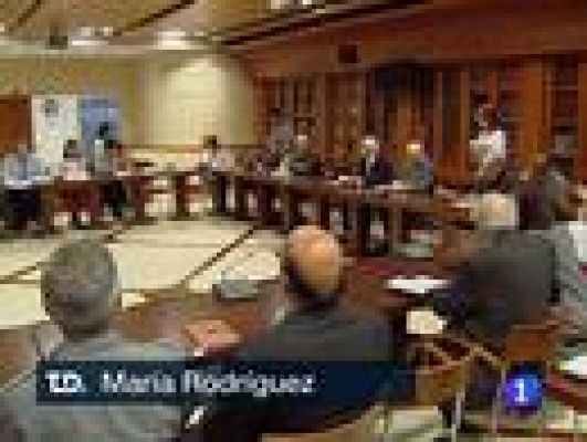 Telediario 1 - Los periodistas, preocupados por las presiones políticas durante la campaña