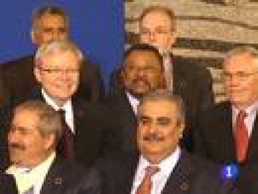 Telediario 1 - Más presión sobre Gadafi