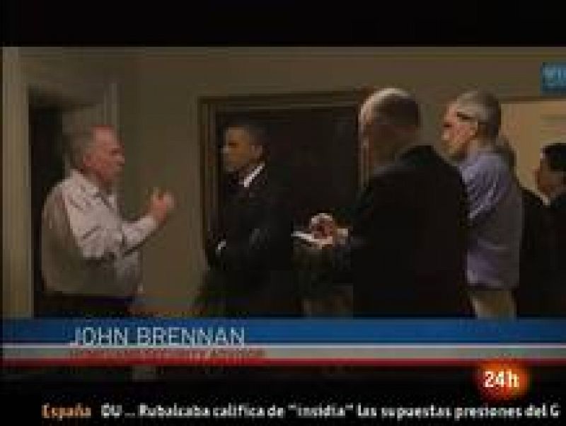  La Casa Blanca ha difundido en su web este vídeo de la noche en la que mataron a Bin Laden. El presidente Barack Obama con su equipo de seguridad y el vicepresidente Joe Biden comunica el éxito de la operación al Congreso y a los expresidentes Georg