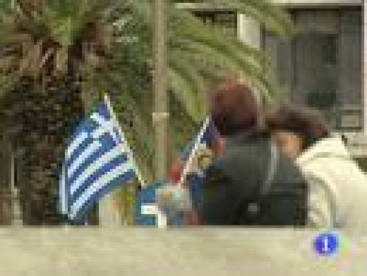 Telediario 1 - Grecia, en apuros un año después