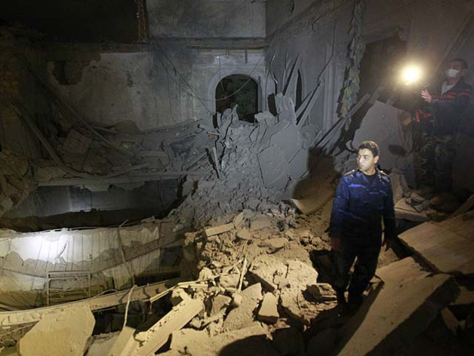 Noche de intensos bombardeos en Trípoli | Ver