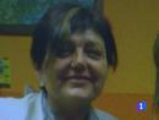 Telediario 1 - Dos mujeres tratan de confirmar si son gemelas y una de ellas fue robada al nacer