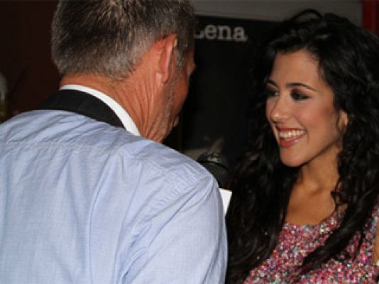 Eurovisión - Eurovisión 2011 - Lucía Pérez, invitada de honor en la fiesta de Lena Meyer-Landrut