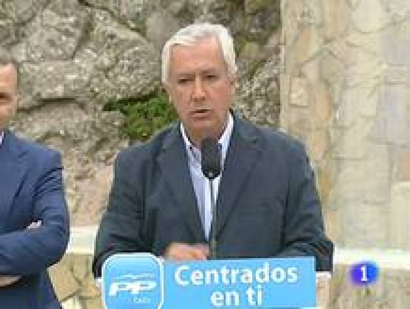 PP y PSOE llevan a sus actos electorales los reproches sobre el bienestar.