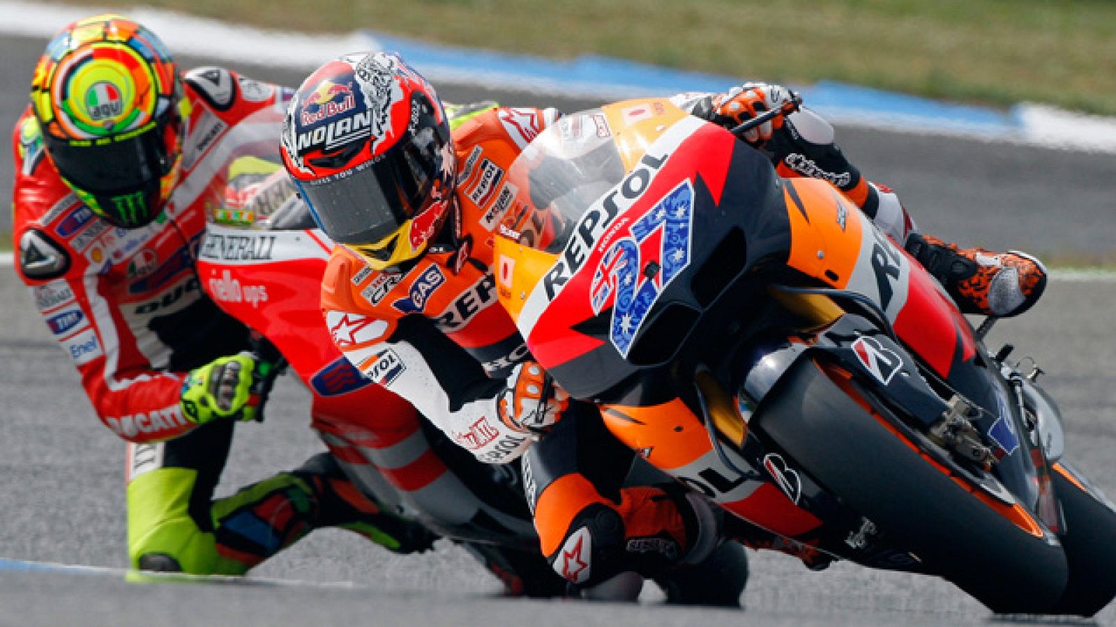 Stoner lidera los libres 1 y 2 de Le Mans | Ver