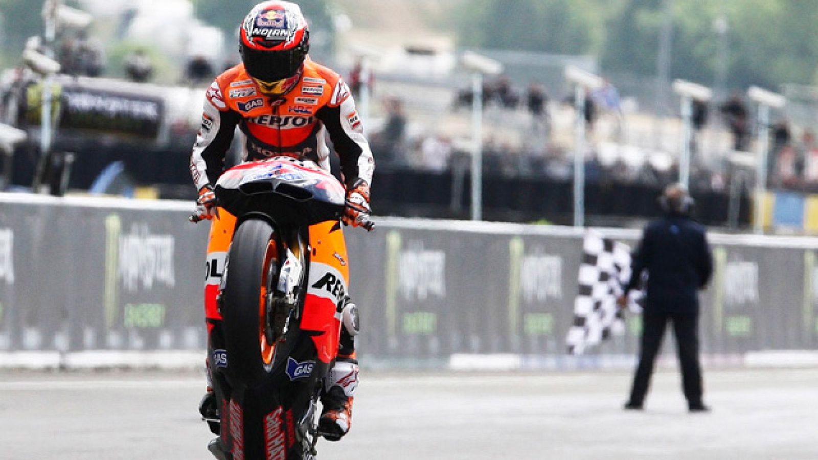 Stoner, pleno en Le Mans | Ver