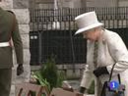 Telediario 1 - Visita de Isabel II a Irlanda