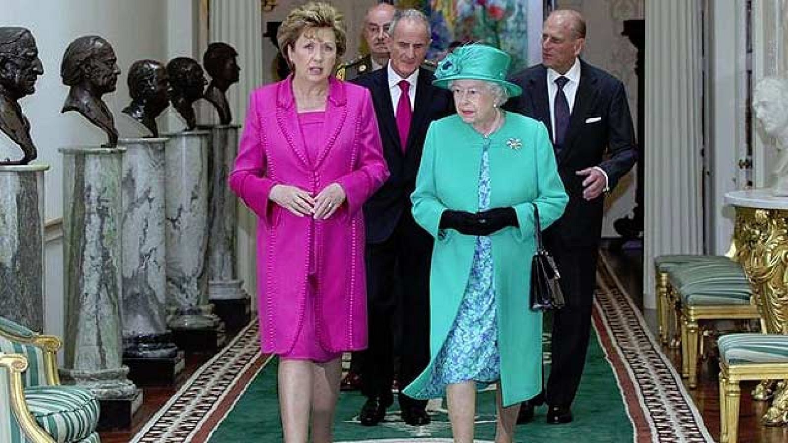 Telediario 2 en cuatro minutos - 17/05/11