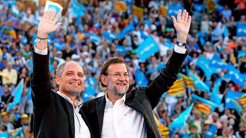 Rajoy arropa a Camps en Valencia