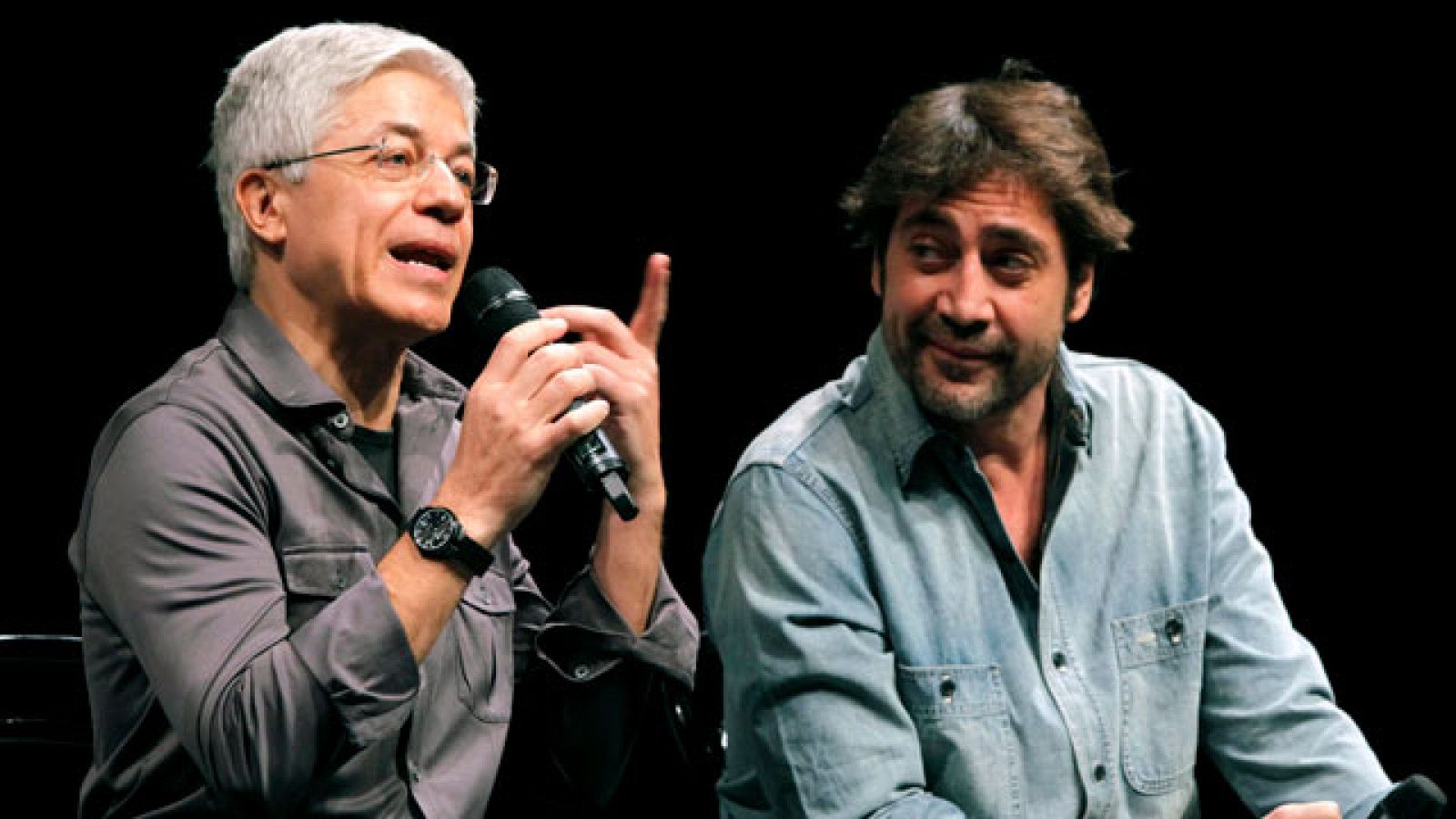 Javier Bardem enseña a actuar en Moscú | Ver