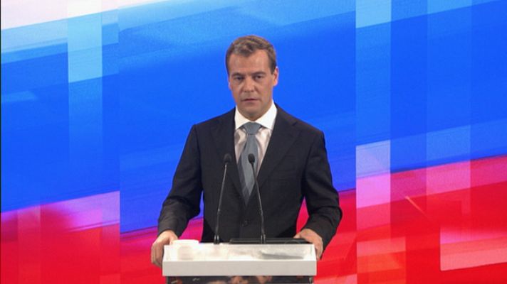 Telediario 1 - Primera gran rueda de prensa de Dmitri Medvedev desde que asumió el cargo en 2008