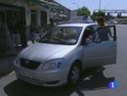 Telediario 1 - Conseguir el carné de conducir cuesta como media poco más de 800 euros