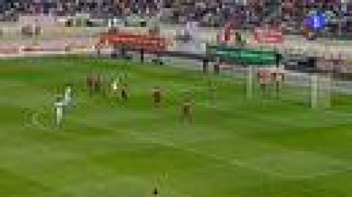  - Benzema inaugura el marcador (0-1)