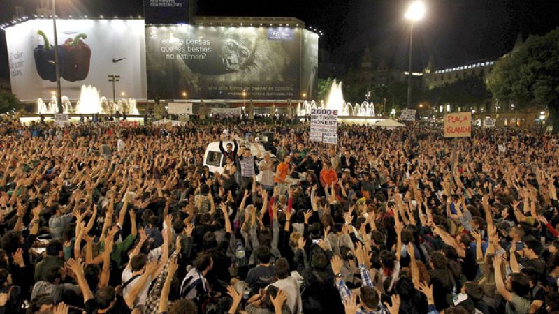 Las concentraciones se mantienen en muchos lugares de España