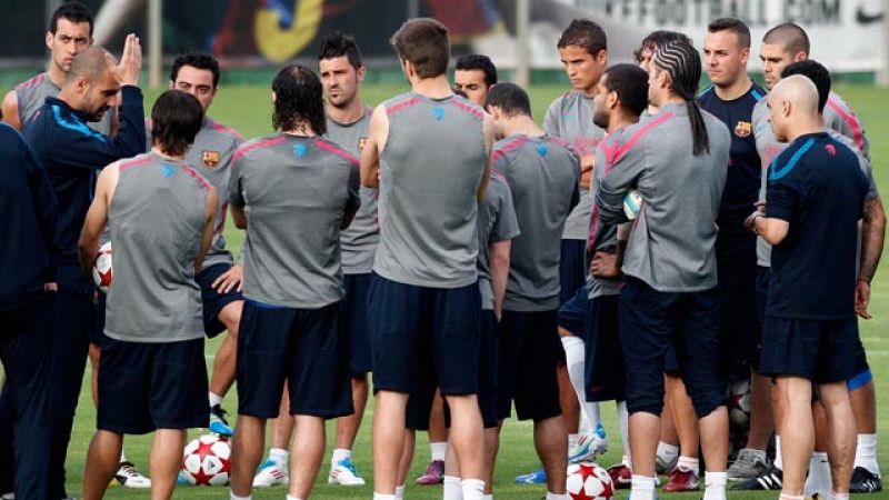 El entrenador del FC Barcelona, Josep Guardiola, ha dado a conocer la lista de convocados para el partido del sábado en Málaga, en el último e intrascendente partido de Liga para los azulgrana, en la que reservará a siete titulares.