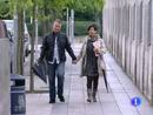 Telediario 1 - Los líderes nacionales votan