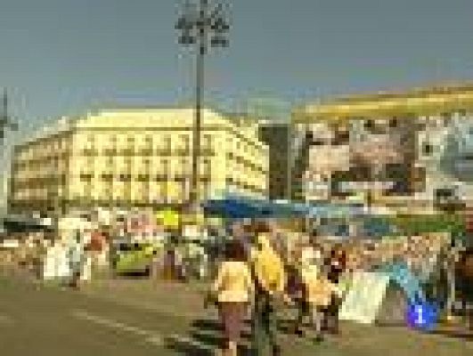 Telediario 1 - Normalidad en la acampada de Sol