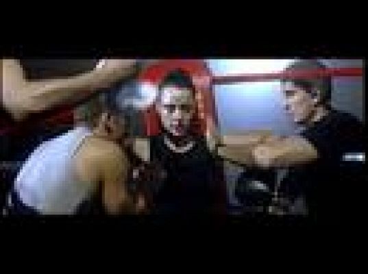 Versión española - Natalia Verbeke en A golpes