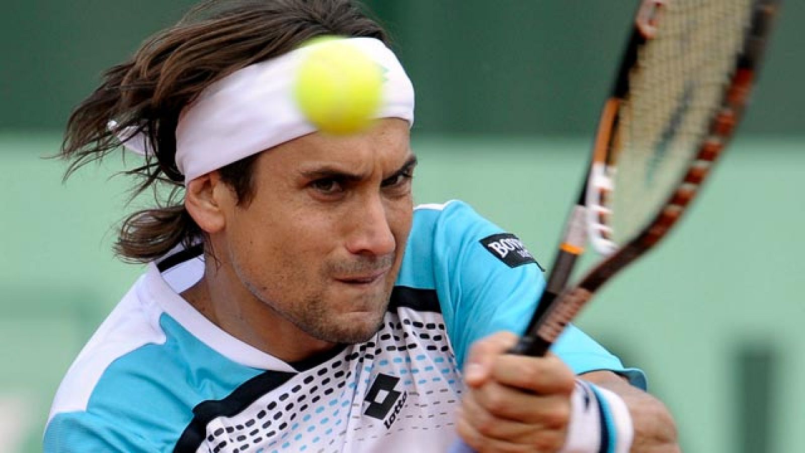 El tenista de Jávea (Alicante) supera al ucraniano Stakhovski con solvencia y avanza sin ceder un solo set de momento. Roger Federer también pasa con facilidad