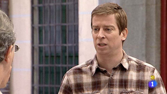 Amar en tiempos revueltos - Marisol no es hija de Manolita