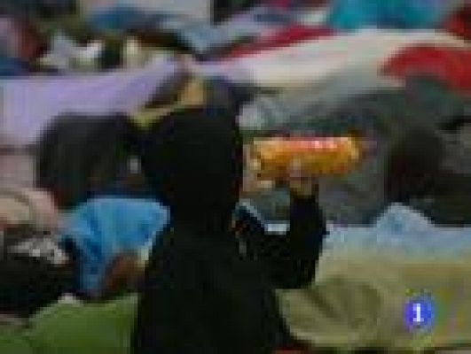 Telediario 1 - Firmas de apoyo al 15M