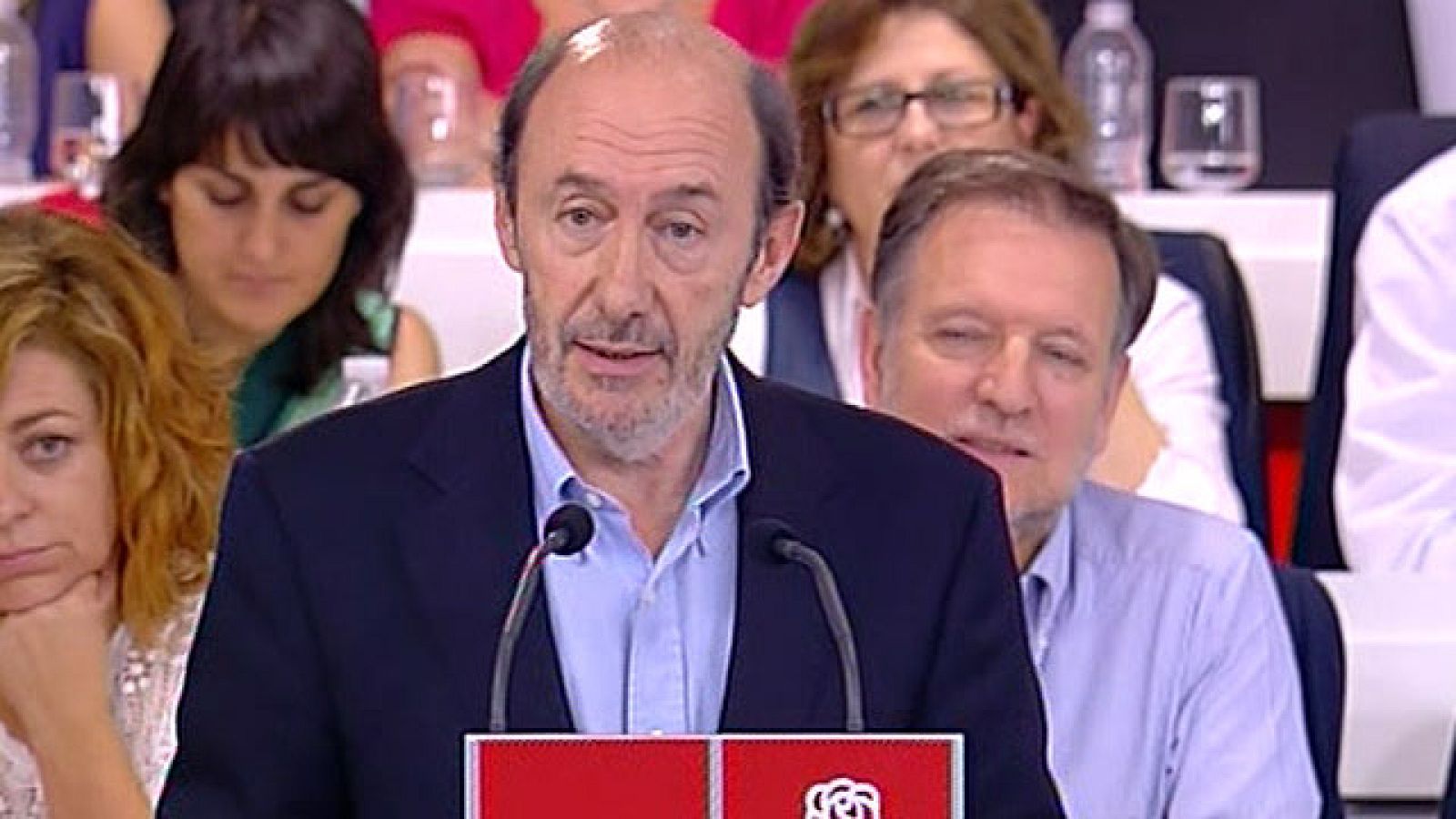 Rubalcaba será proclamado candidato del PSOE a las generales el 18 de junio