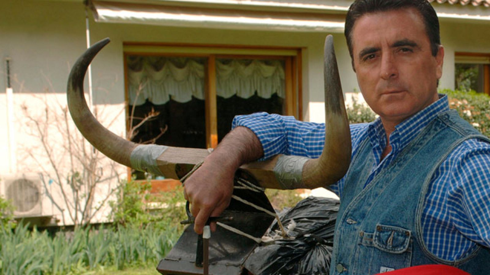 Ortega Cano, en estado crítico en la UCI tras un accidente de tráfico