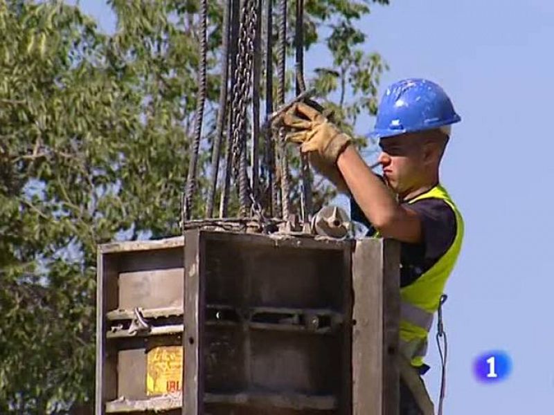 El ministro de Trabajo, Valeriano Gómez, considera que la postura de la CEOE hará "difícil" que pueda producirse un acuerdo este miércoles en materia de negociación colectiva. Se trata de uno de los últimos encuentros antes de que concluya el plazo  