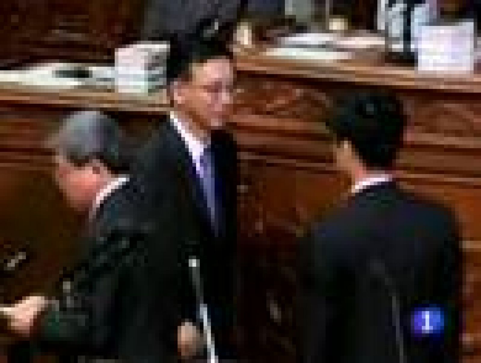 Naoto Kan supera una moción de censura pero dimitirá cuando Japón supere la crisis nuclear