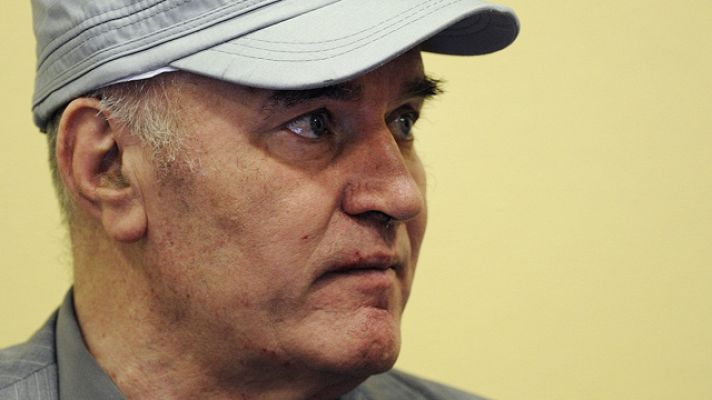Telediario 1 - Mladic ante los jueces