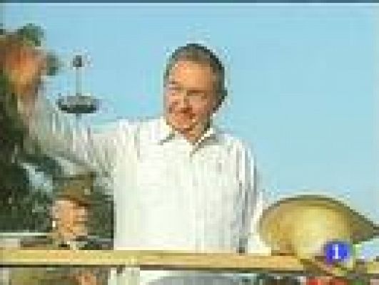 Telediario 1 - Raúl Castro cumple 80 años