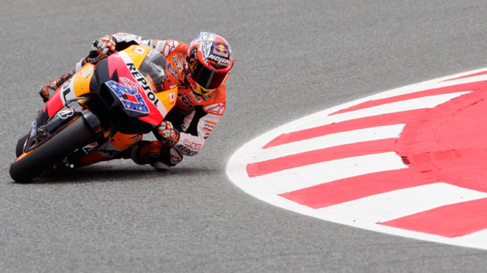 Stoner, imparable en los libres | Ver