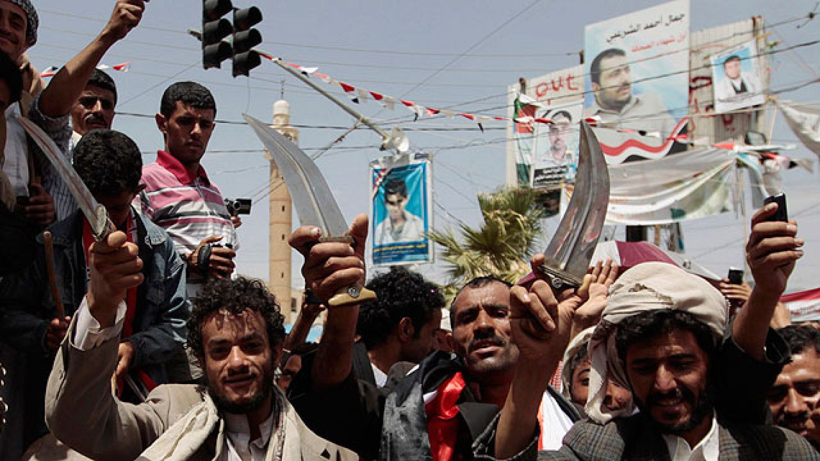 En Yemen los opositores festejan la marcha del presidente Abdalá Saleh a Arabia Saudí