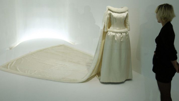 Informativo 24h - Un museo para el modisto Balenciaga