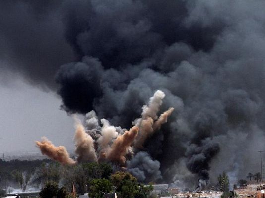 Gadafi habla tras los bombardeos