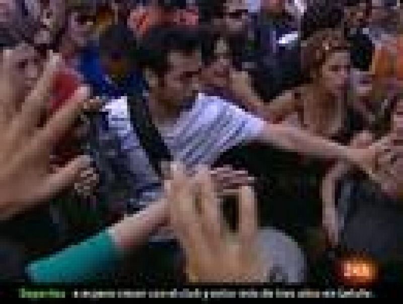 Cinco detenidos y 18 heridos en una carga policial contre el 15M en Valencia